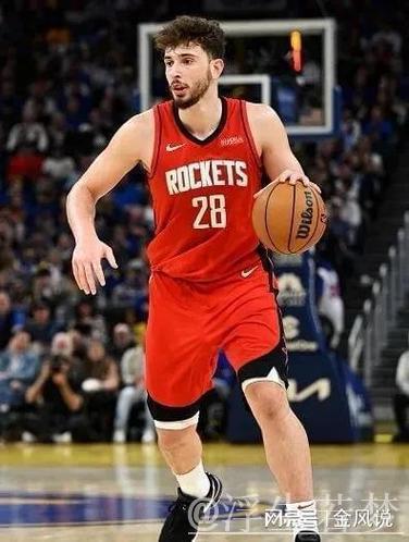 申京精彩助攻 伊森空切命中上篮